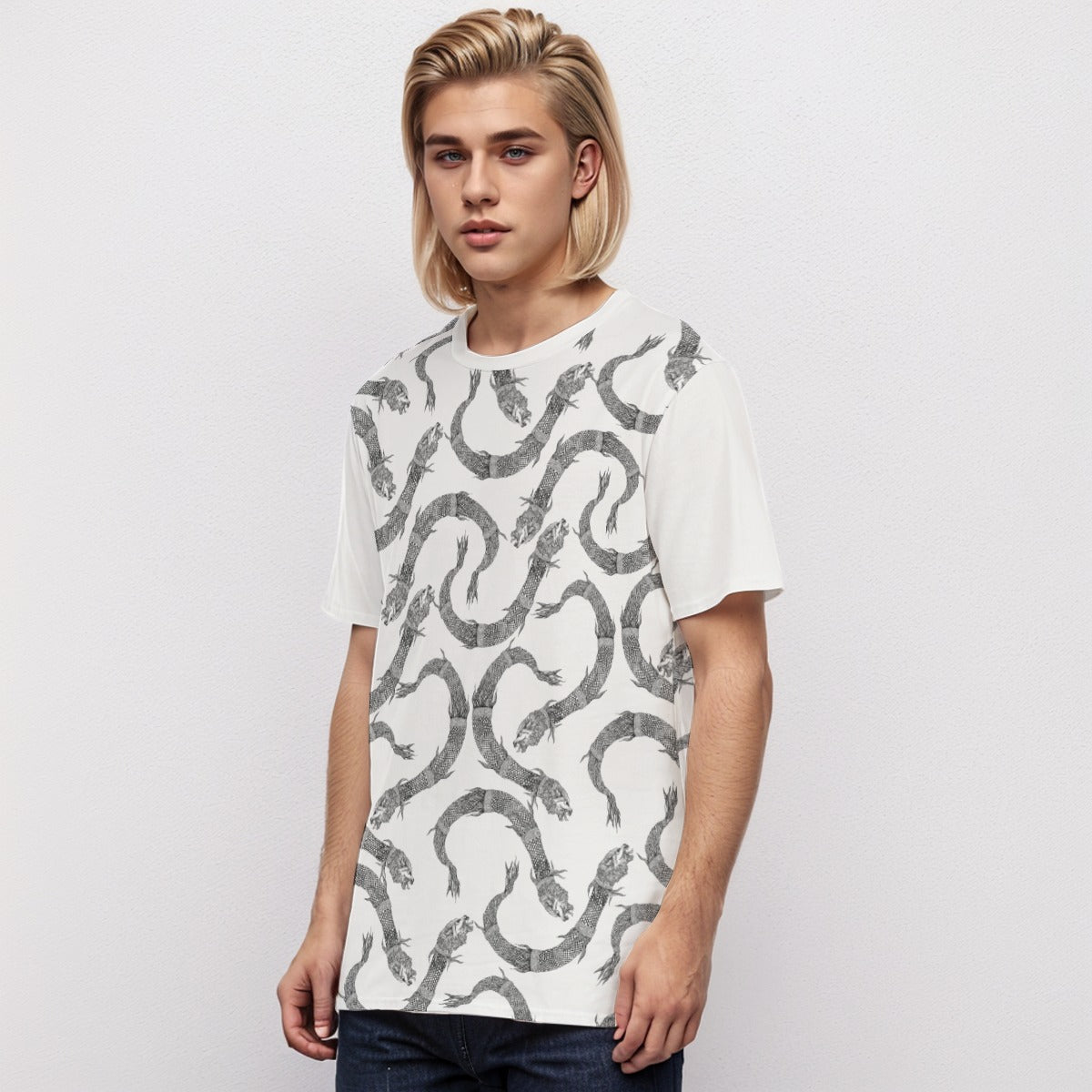 Dacic wolf Full on White Men's O-Neck T-Shirt | 190GSM Cotton