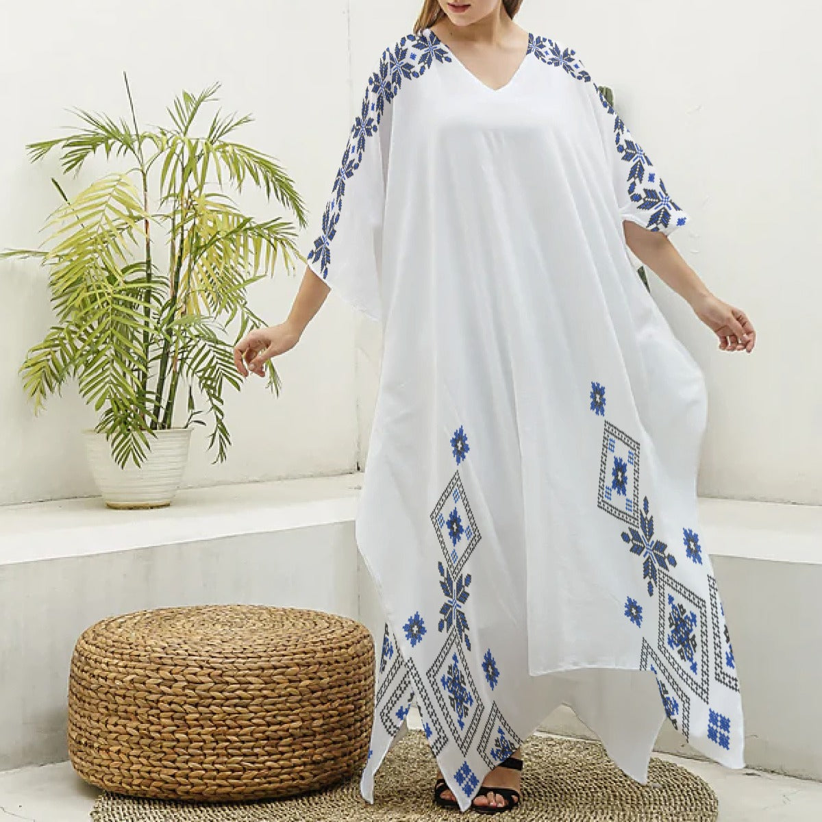 Blue Romanian Traditional Women's Imitation Silk V-neck Kaftan Robe